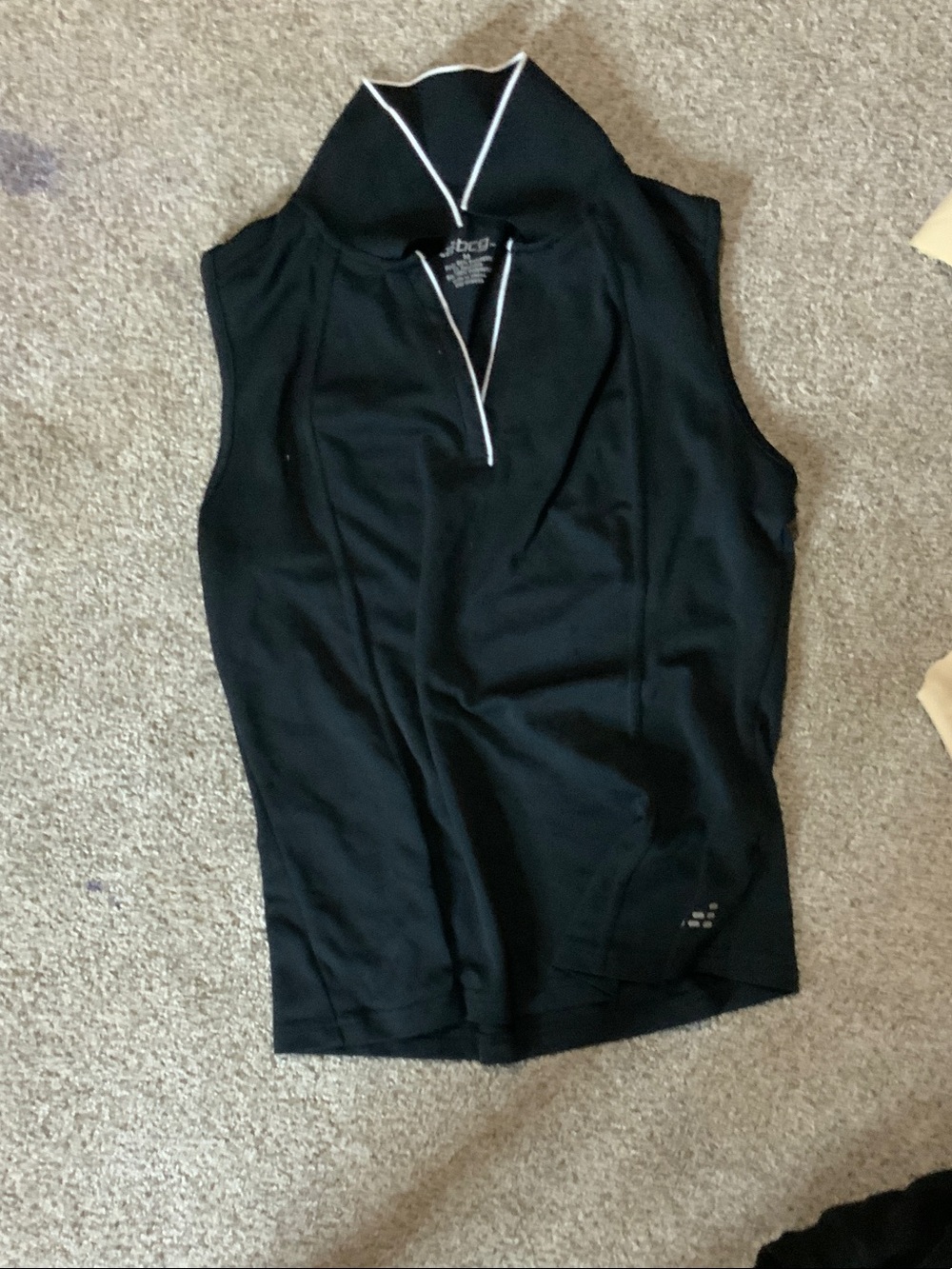 Black Sleeveless Athletic Polo with Contrast Trim